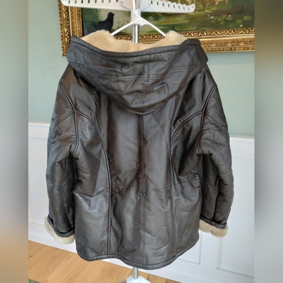 Vintage Wilsons Leather jacket with faux fur lining and hood - Picture 3 of 15